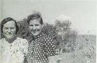  Mary Belle Turner Ferguson and daughter-in-law, Virginia Lee Cagle Ferguson.